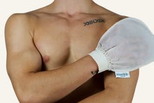 Load image into Gallery viewer, MATILDE Exfoliating Silk Body Glove
