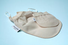 Load image into Gallery viewer, MATILDE Two Exfoliating Silk Gloves: Body+Face
